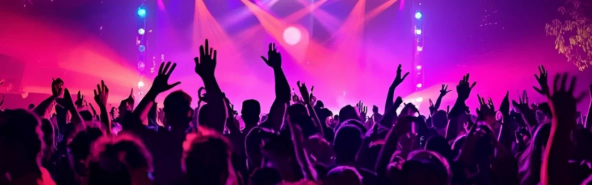 Bollywood-Themed Nights at Mumbai Lounges
